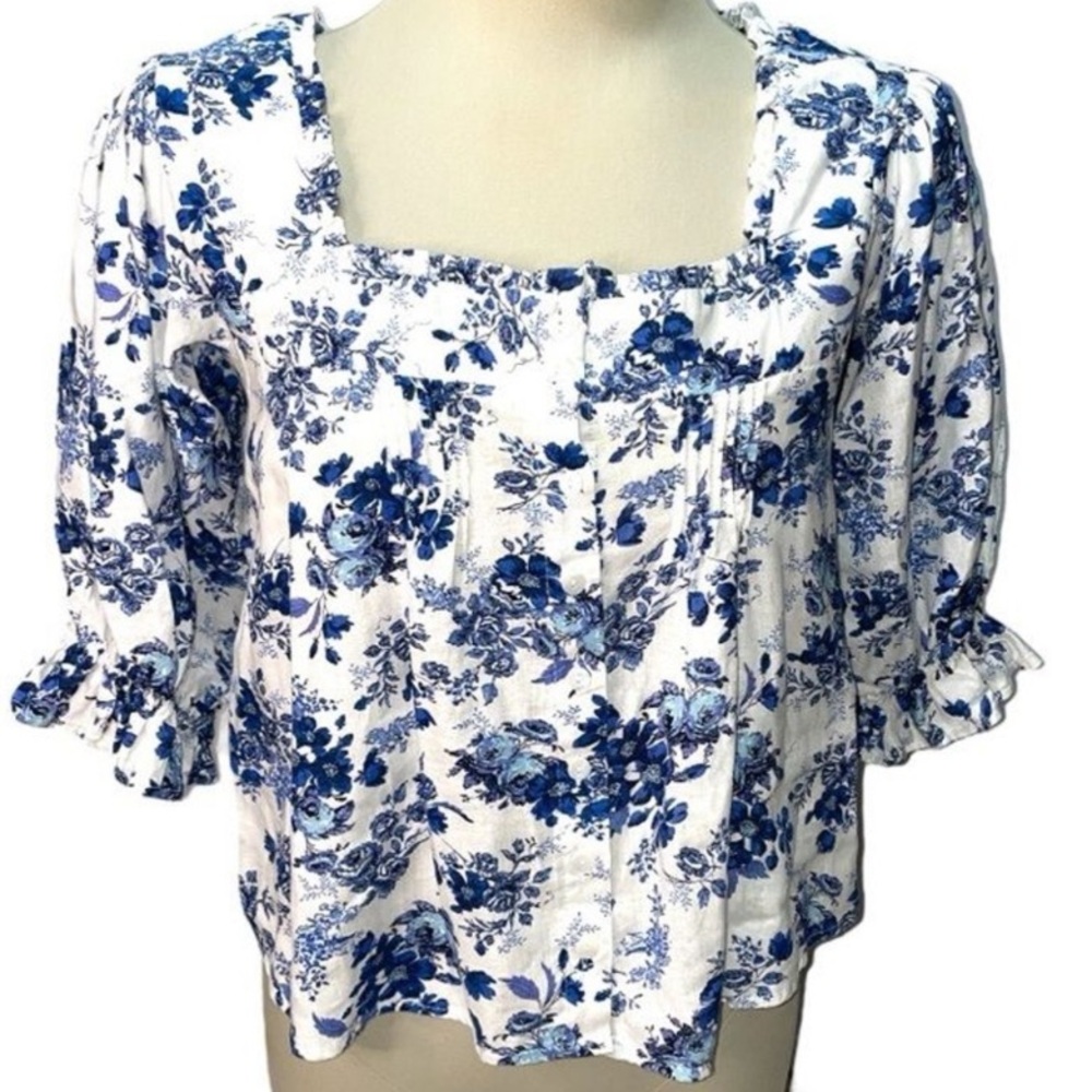 Cupcakes & Cashmere Blue Floral Women's Top